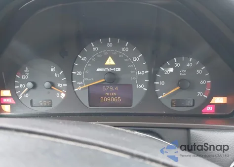 2001 Mercedes-Benz E 55 Amg z USA, uszkodzony, nr VIN WDBJF74J91B275207